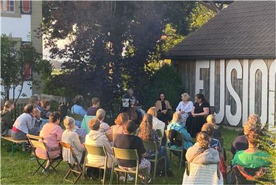 Grafenried, Frauenpower im Pfarrgarten, 24. Juni